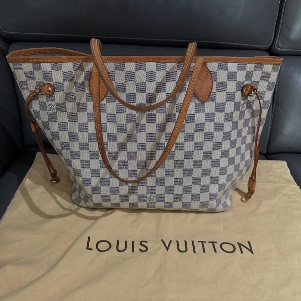 Louis Vuitton Neverfull MM